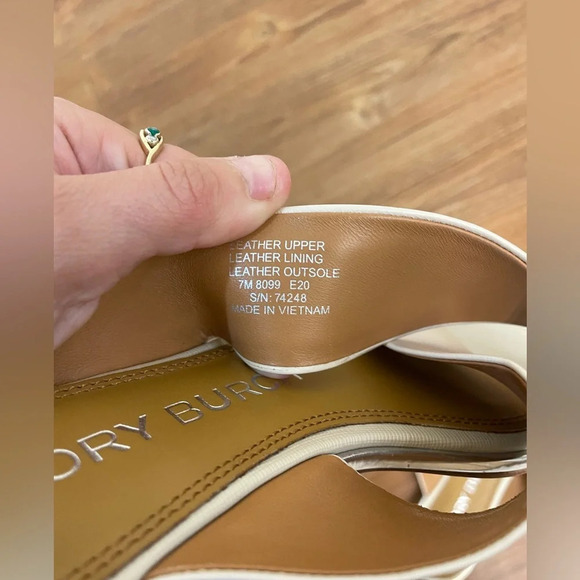 Tory Burch 'Delaney' Crisscross Slide Sandal Beige Womens 7 MSRP $248, L… - Picture 3 of 6